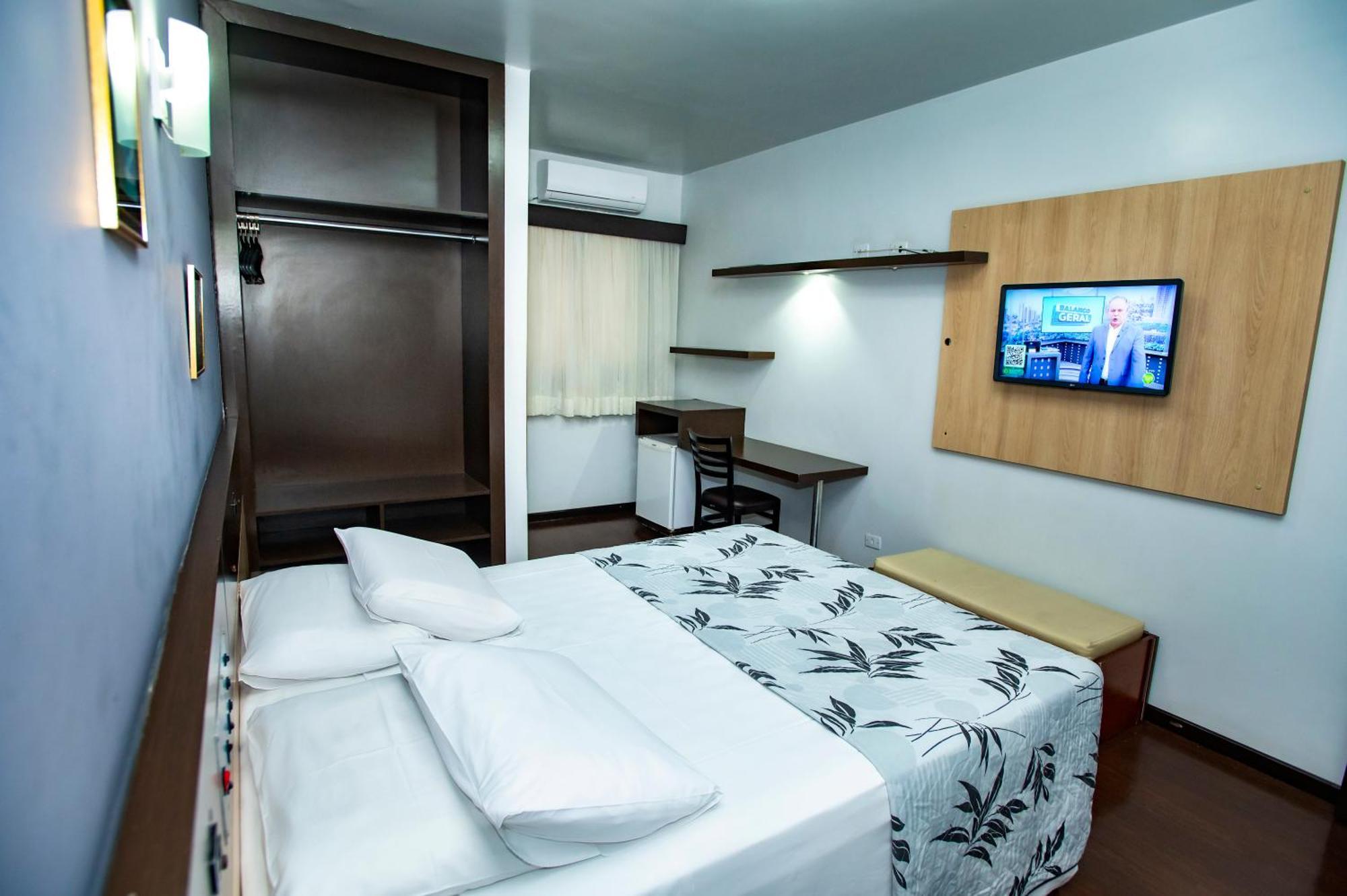 Hotel 365 Cuiaba  Bagian luar foto