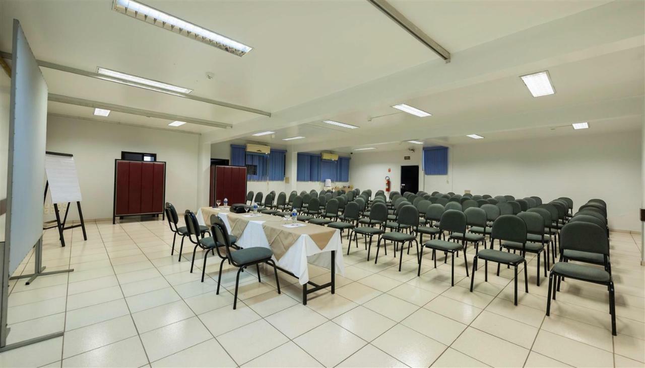 Hotel 365 Cuiaba  Bagian luar foto