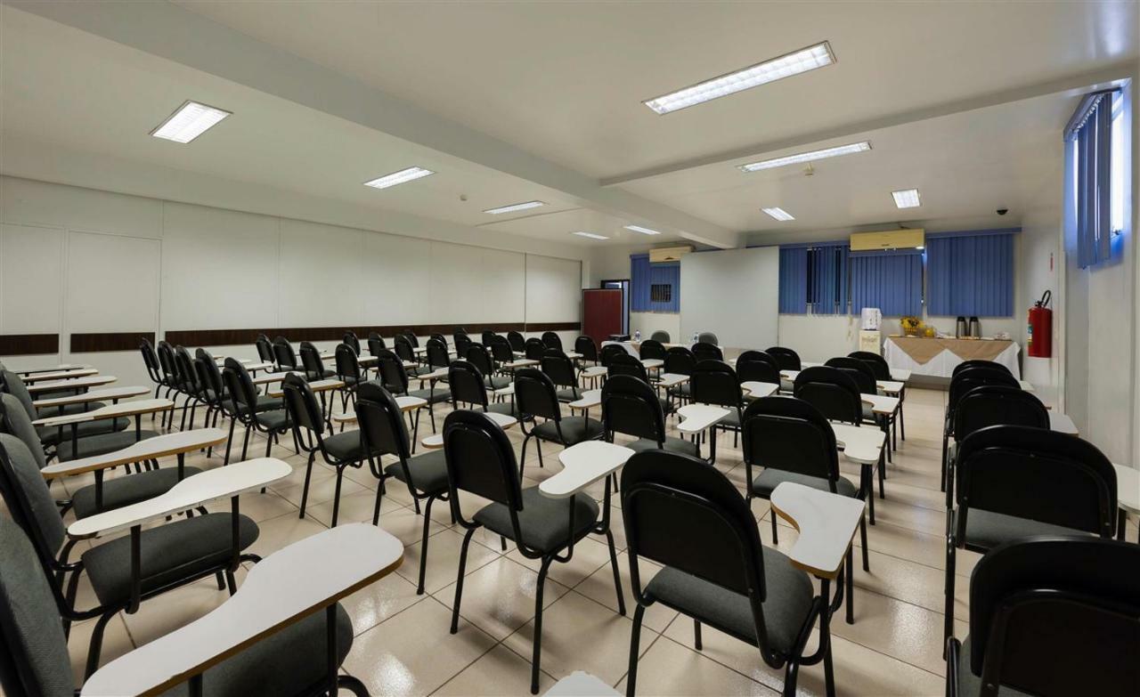 Hotel 365 Cuiaba  Bagian luar foto